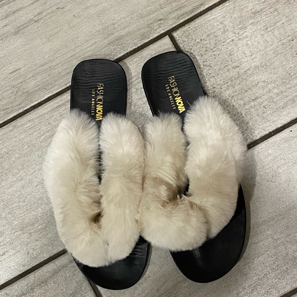 Flats fashinova woman’s size6.5